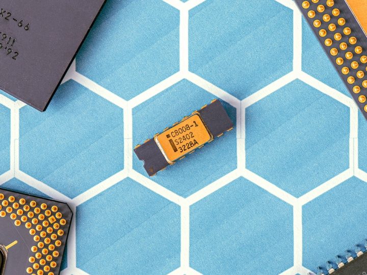 Nano technology are being used in Intel